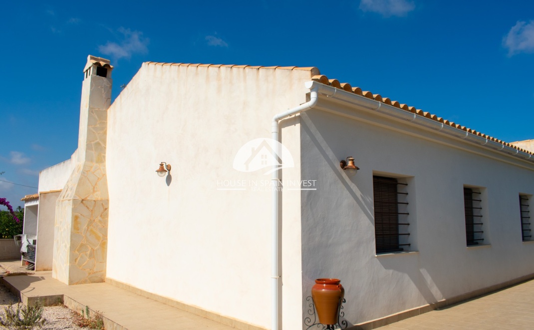Resale - Villa - Guardamar del Segura - Guardamar - El Raso