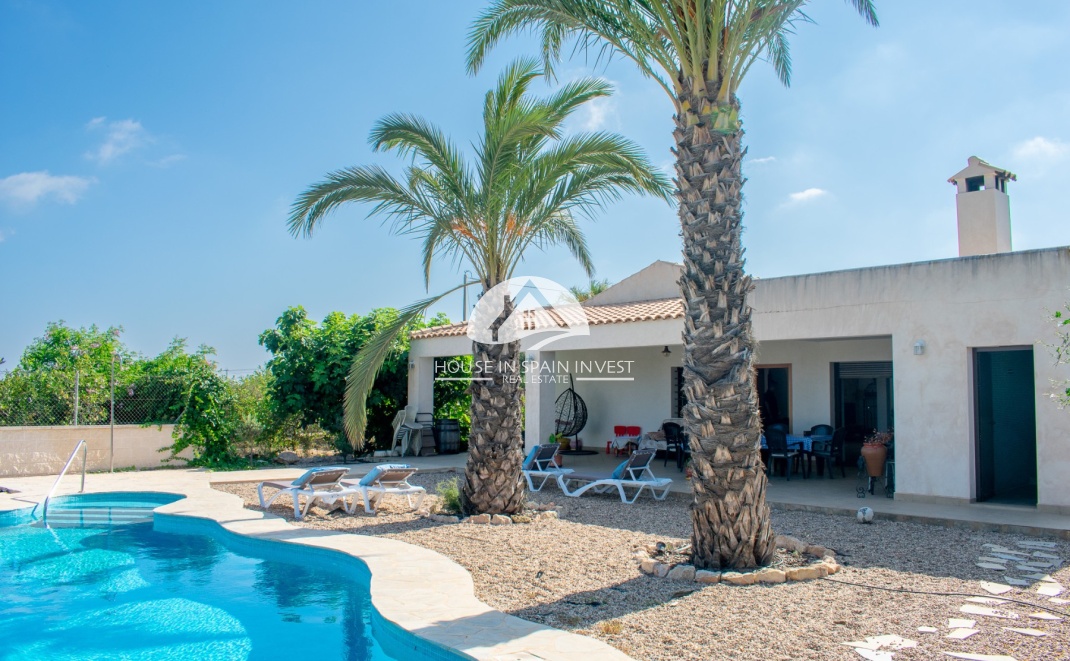 Resale - Villa - Guardamar del Segura - Guardamar - El Raso