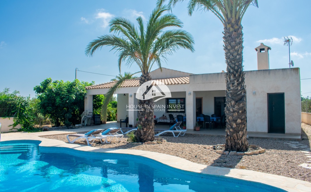 Resale - Villa - Guardamar del Segura - Guardamar - El Raso