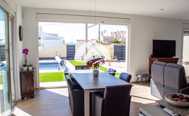 Reventa - Chalet - Torrevieja - La Siesta - El Salado -  Torreta