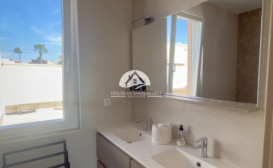 Reventa - Chalet - Torrevieja - La Siesta - El Salado -  Torreta