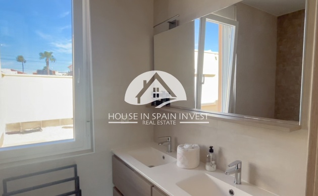 Reventa - Chalet - Torrevieja - La Siesta - El Salado -  Torreta