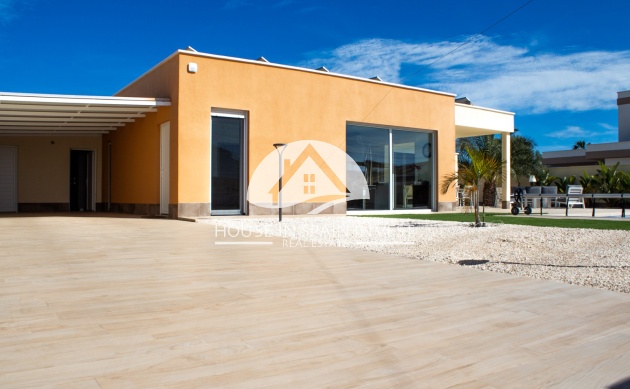 Reventa - Chalet - Torrevieja - La Siesta - El Salado -  Torreta