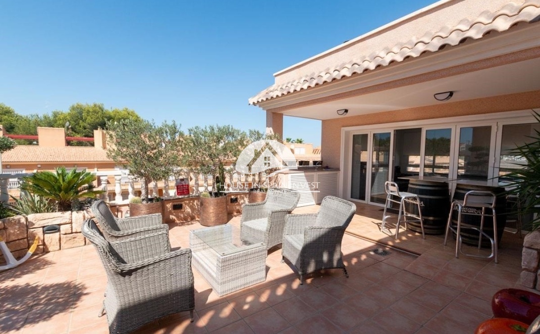 Resale - Apartment  - Orihuela Costa - Villamartín