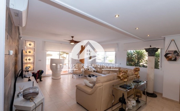 Resale - Apartment  - Orihuela Costa - Villamartín