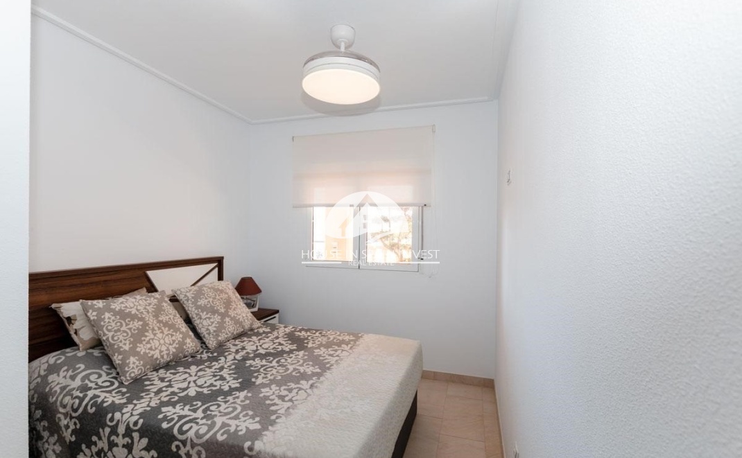 Resale - Apartment  - Orihuela Costa - Villamartín