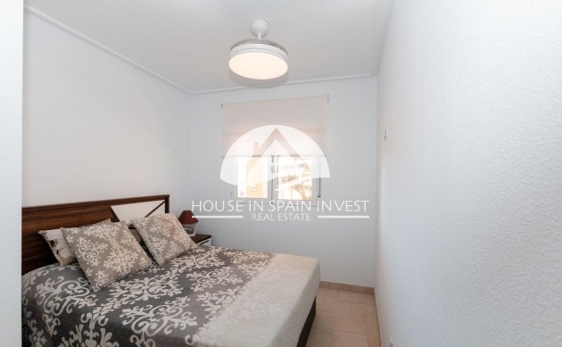 Resale - Apartment  - Orihuela Costa - Villamartín