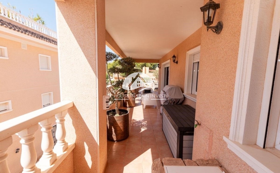 Resale - Apartment  - Orihuela Costa - Villamartín