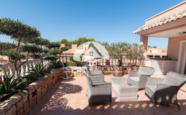 Resale - Apartment  - Orihuela Costa - Villamartín