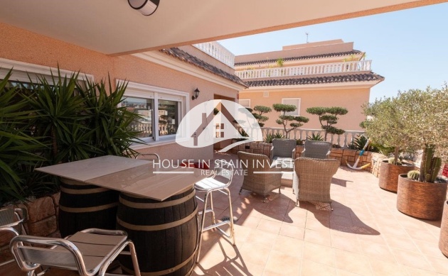 Resale - Apartment  - Orihuela Costa - Villamartín