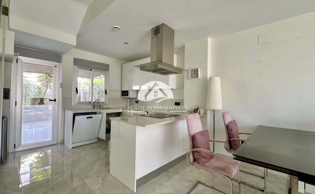 Resale - Villa - Orihuela Costa - Lomas De Cabo Roig