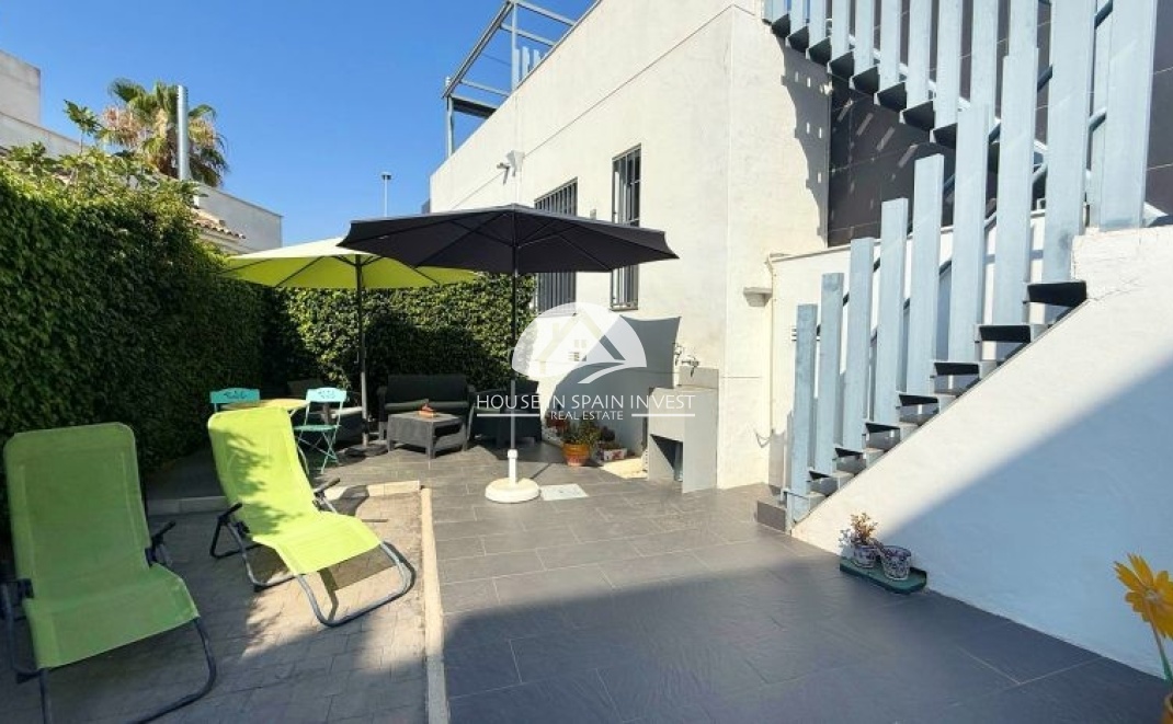 Herverkoop - Villa - Orihuela Costa - Villamartín