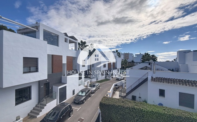 Herverkoop - Villa - Orihuela Costa - Villamartín