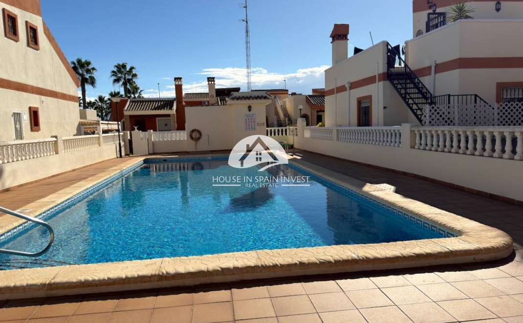 Resale - Villa - Guardamar del Segura - Guardamar - El Raso