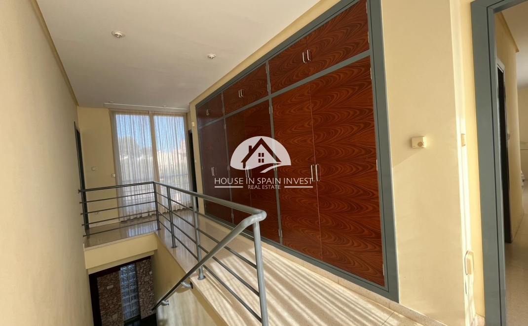 Resale - Villa - Orihuela Costa - Dehesa de campoamor