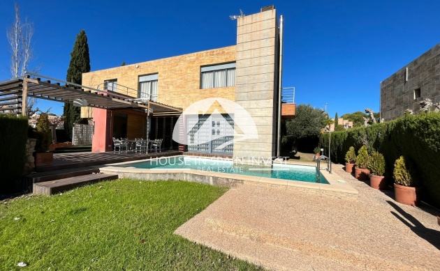 Resale - Villa - Orihuela Costa - Dehesa de campoamor