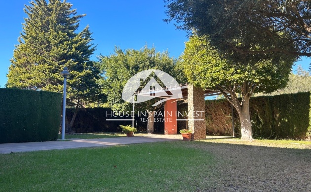Resale - Villa - Orihuela Costa - Dehesa de campoamor