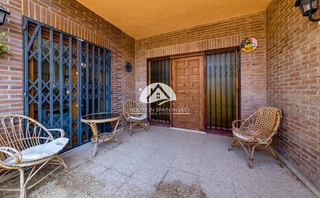 Resale - Villa - Torrevieja - La Mata