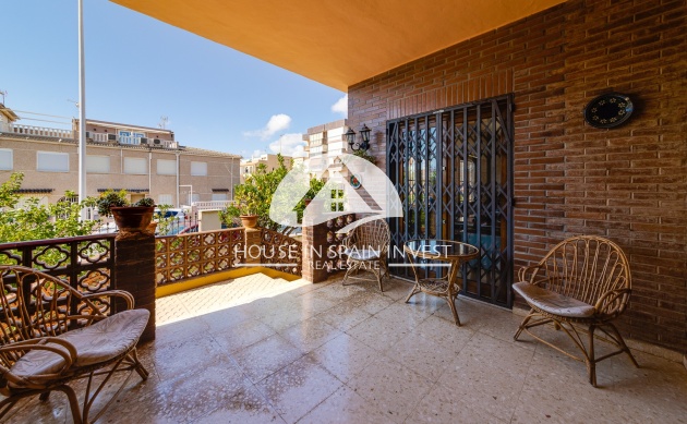 Resale - Villa - Torrevieja - La Mata