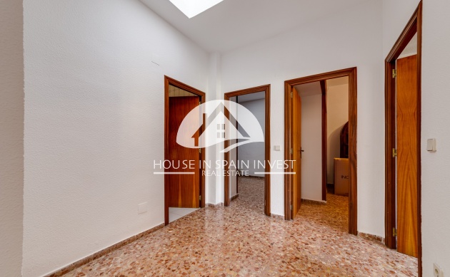 Resale - Villa - Torrevieja - La Mata
