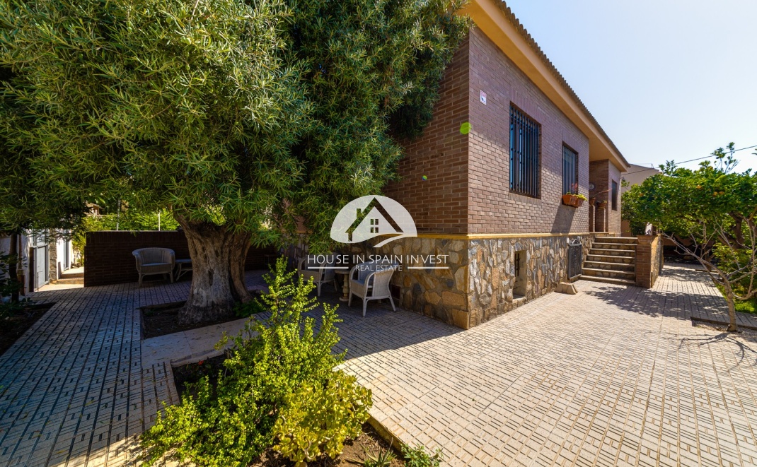 Resale - Villa - Torrevieja - La Mata