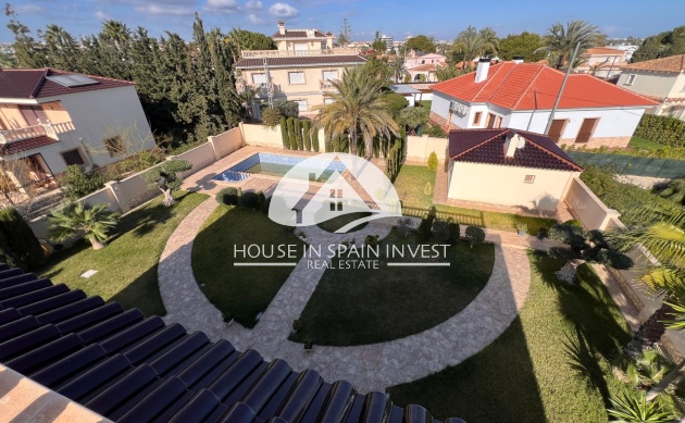 Resale - Villa - Orihuela Costa