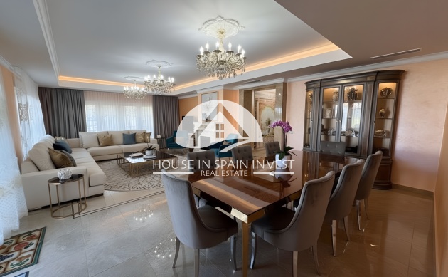 Resale - Villa - Orihuela Costa