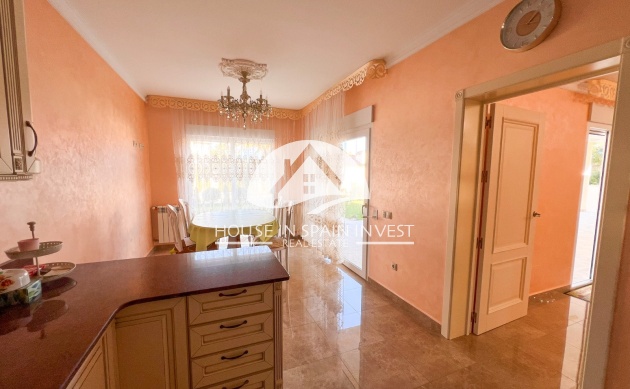 Resale - Villa - Orihuela Costa