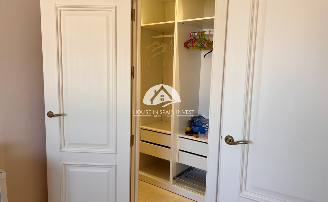 Resale - Villa - Orihuela Costa