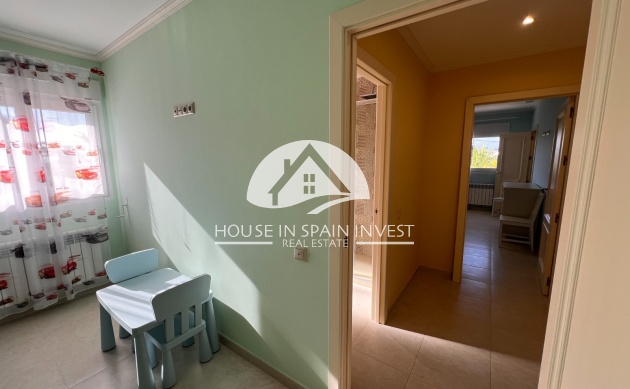 Resale - Villa - Orihuela Costa