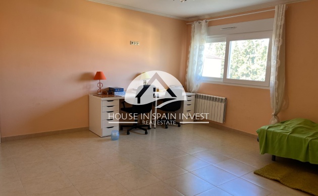 Resale - Villa - Orihuela Costa