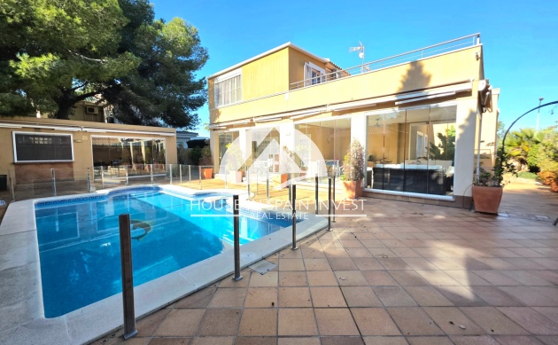 Resale - Villa - Torrevieja - Cabo Cervera