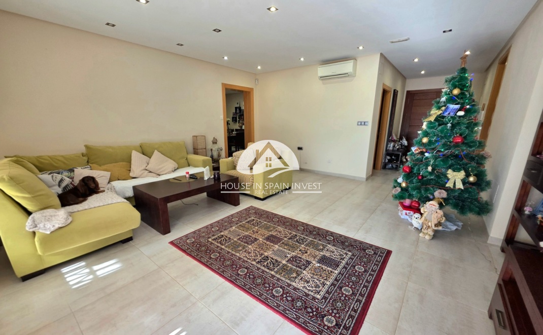 Resale - Villa - Torrevieja - Cabo Cervera