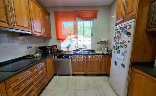 Resale - Villa - Torrevieja - Cabo Cervera