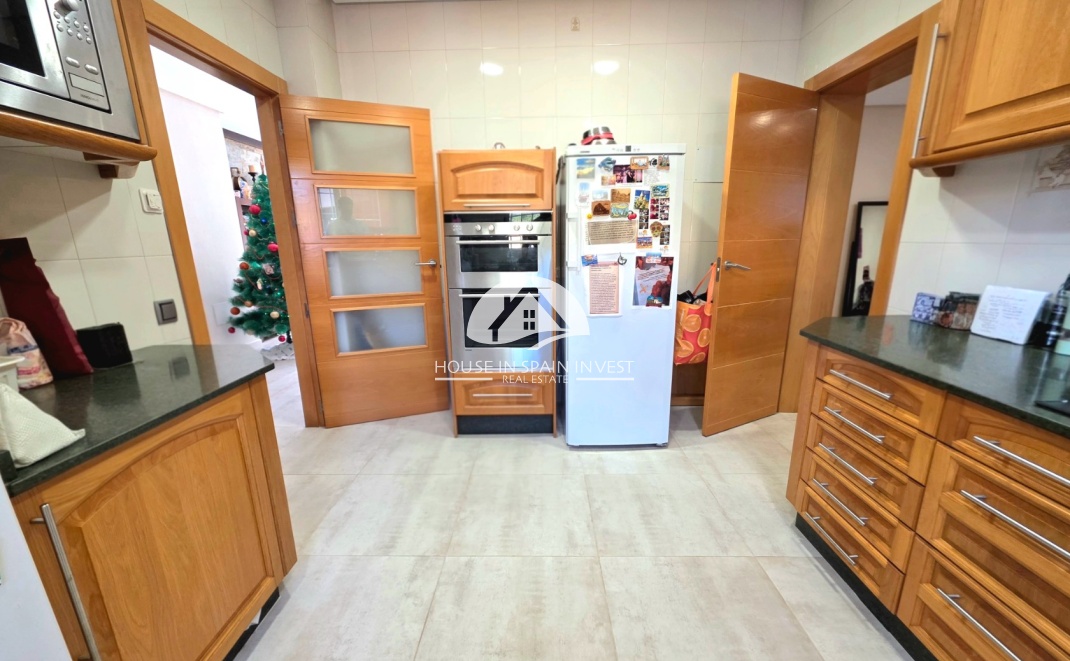 Resale - Villa - Torrevieja - Cabo Cervera