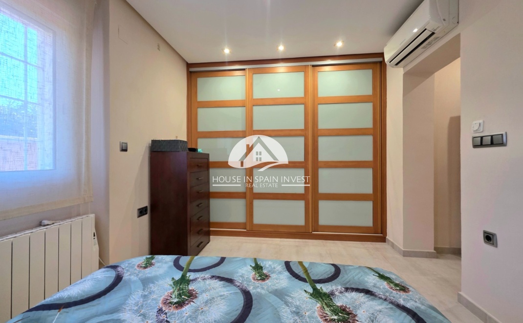 Resale - Villa - Torrevieja - Cabo Cervera