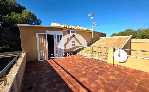 Resale - Villa - Torrevieja - Cabo Cervera