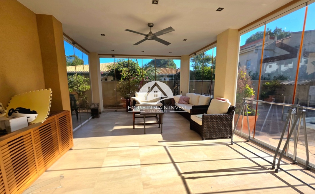 Resale - Villa - Torrevieja - Cabo Cervera