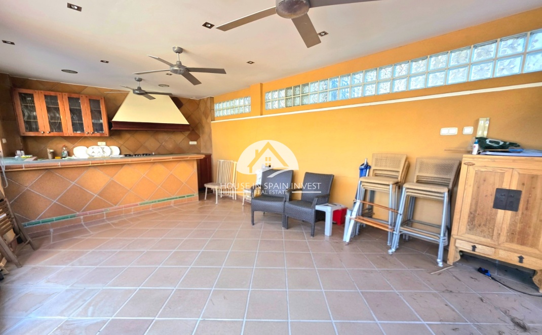 Resale - Villa - Torrevieja - Cabo Cervera