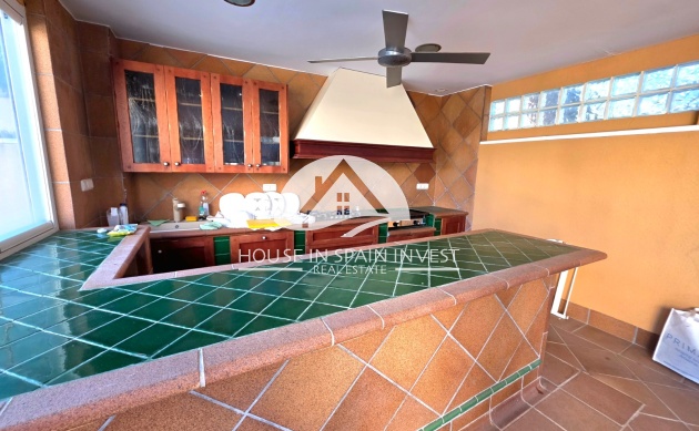 Resale - Villa - Torrevieja - Cabo Cervera