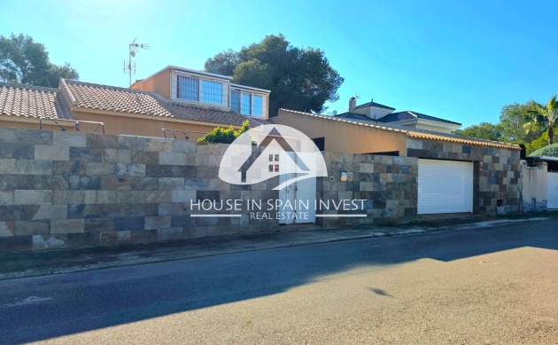 Resale - Villa - Torrevieja - Cabo Cervera