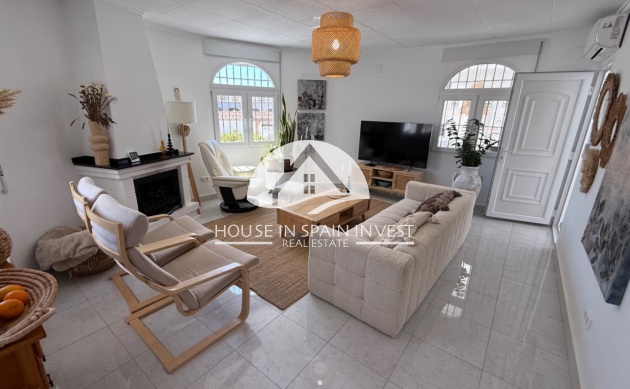 Resale - Villa - Torrevieja - Costa Blanca