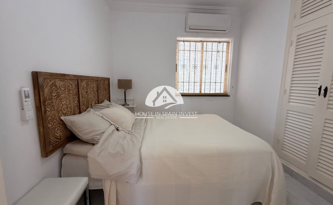 Resale - Villa - Torrevieja - Costa Blanca