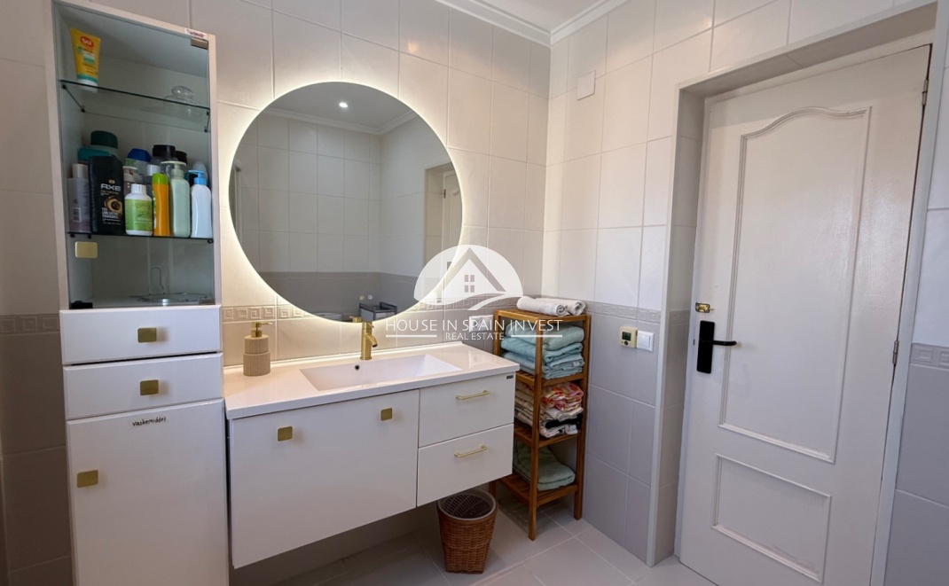 Resale - Villa - Torrevieja - Costa Blanca