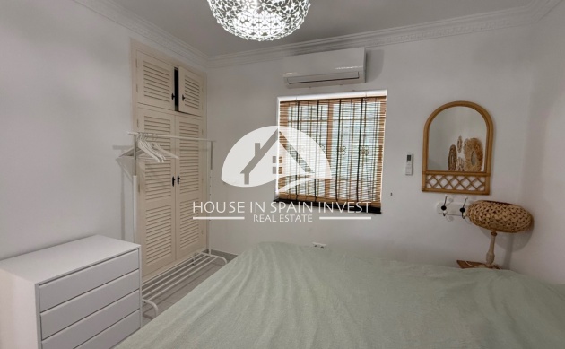 Resale - Villa - Torrevieja - Costa Blanca