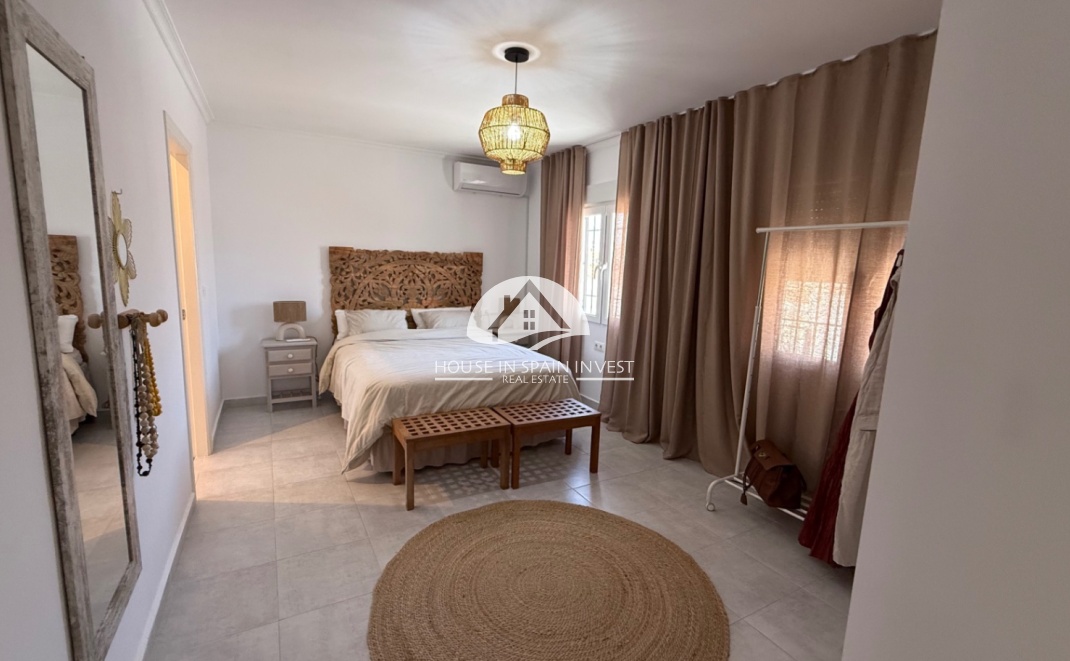 Resale - Villa - Torrevieja - Costa Blanca