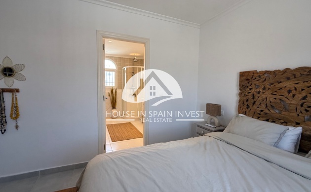 Resale - Villa - Torrevieja - Costa Blanca