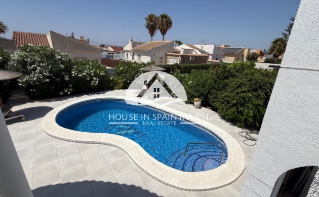 Resale - Villa - Torrevieja - Costa Blanca