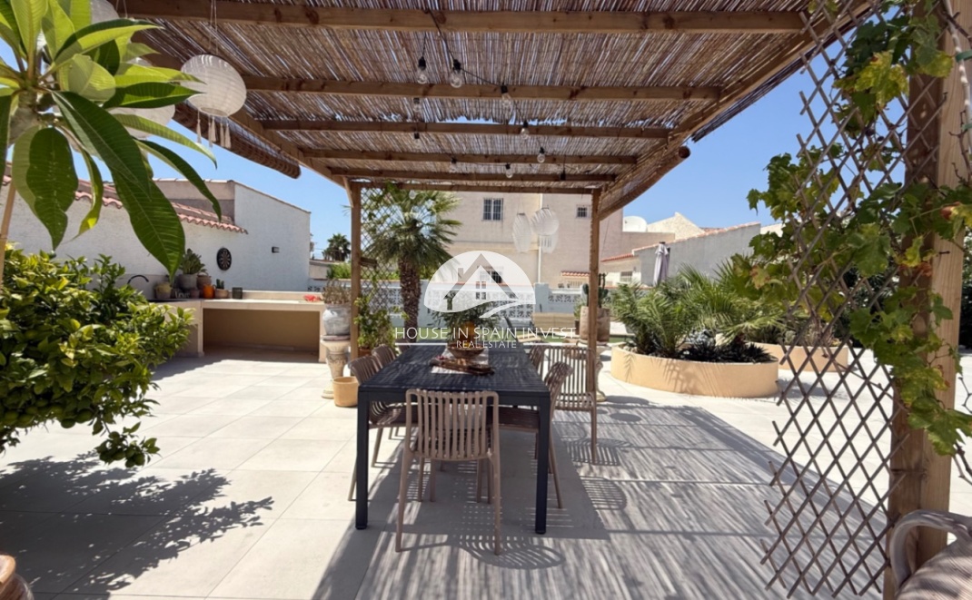 Resale - Villa - Torrevieja - Costa Blanca