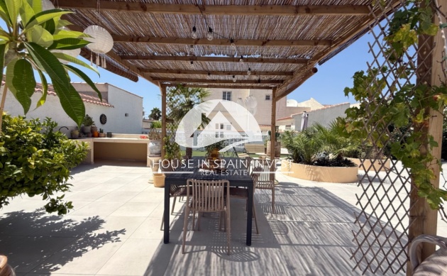 Resale - Villa - Torrevieja - Costa Blanca